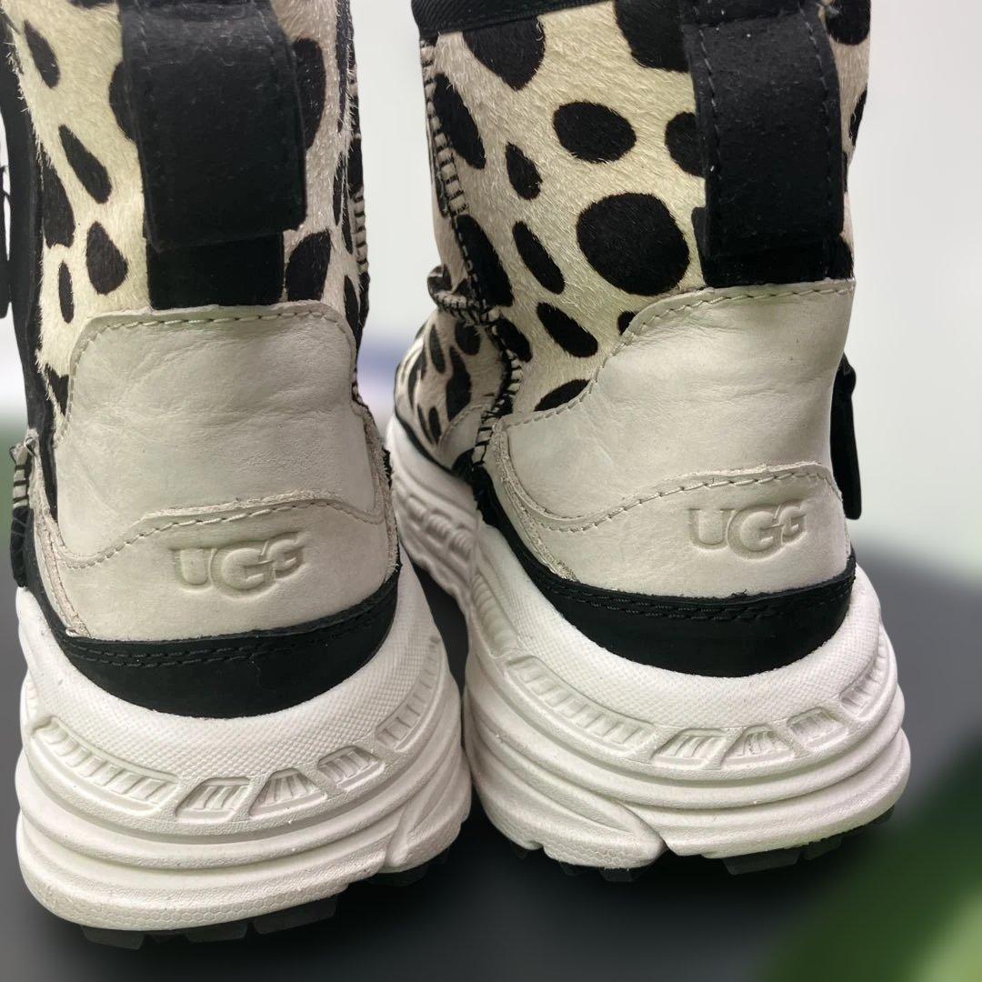 希少　UGG ショートブーツ ダルメシアン　ハラコ 軽い　厚底　23