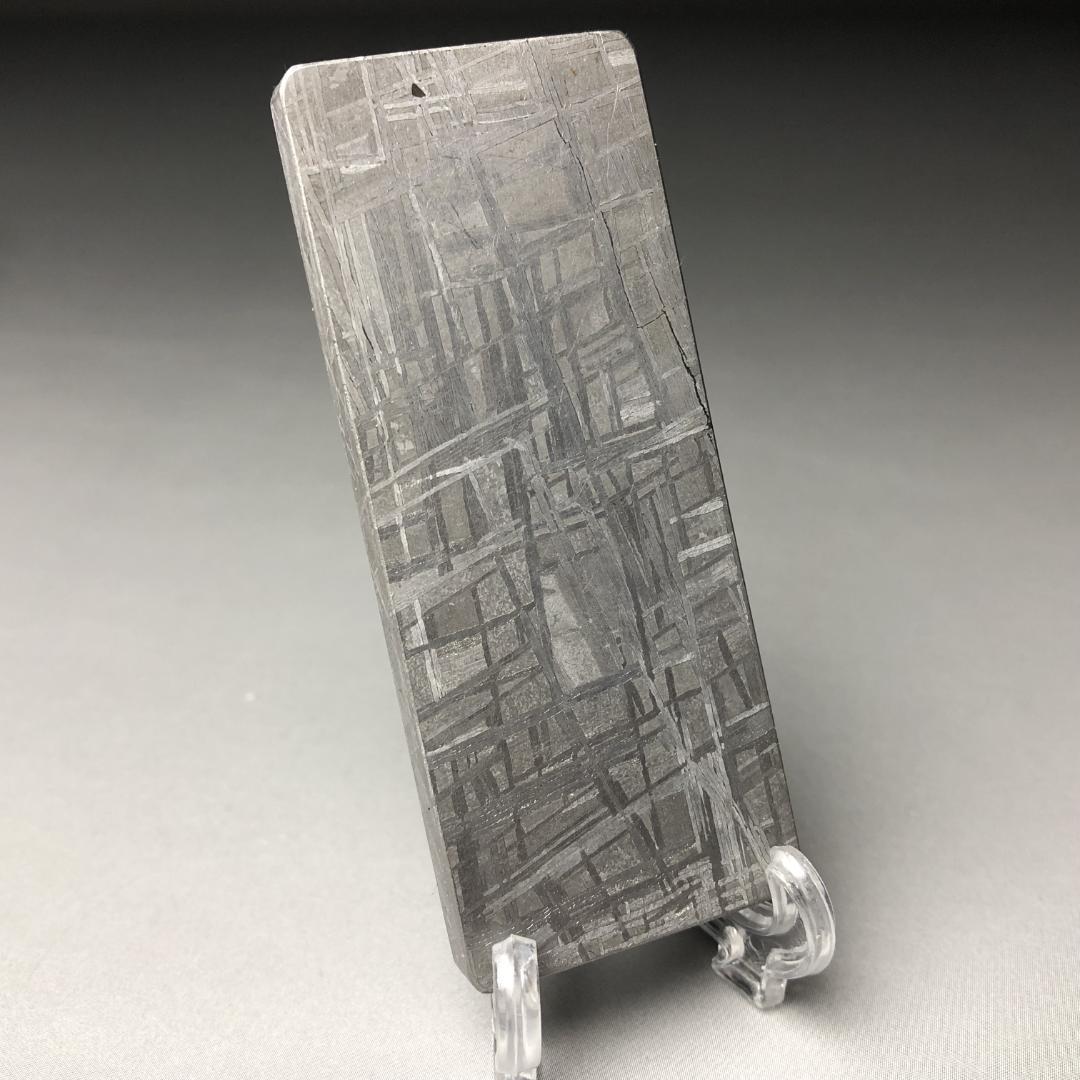 ムオニオナルスタ隕石 鉄隕石　隕石　重さ約77ｇ　ケース付き