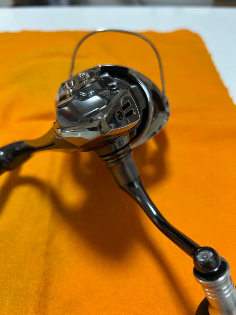 SHIMANO TWIN POWER 4000XG スピニングリール