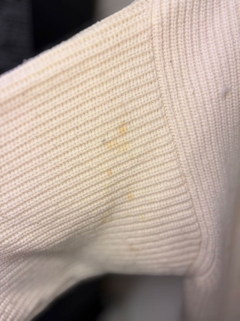 CELINE アイボリー ロゴ刺繍セーター