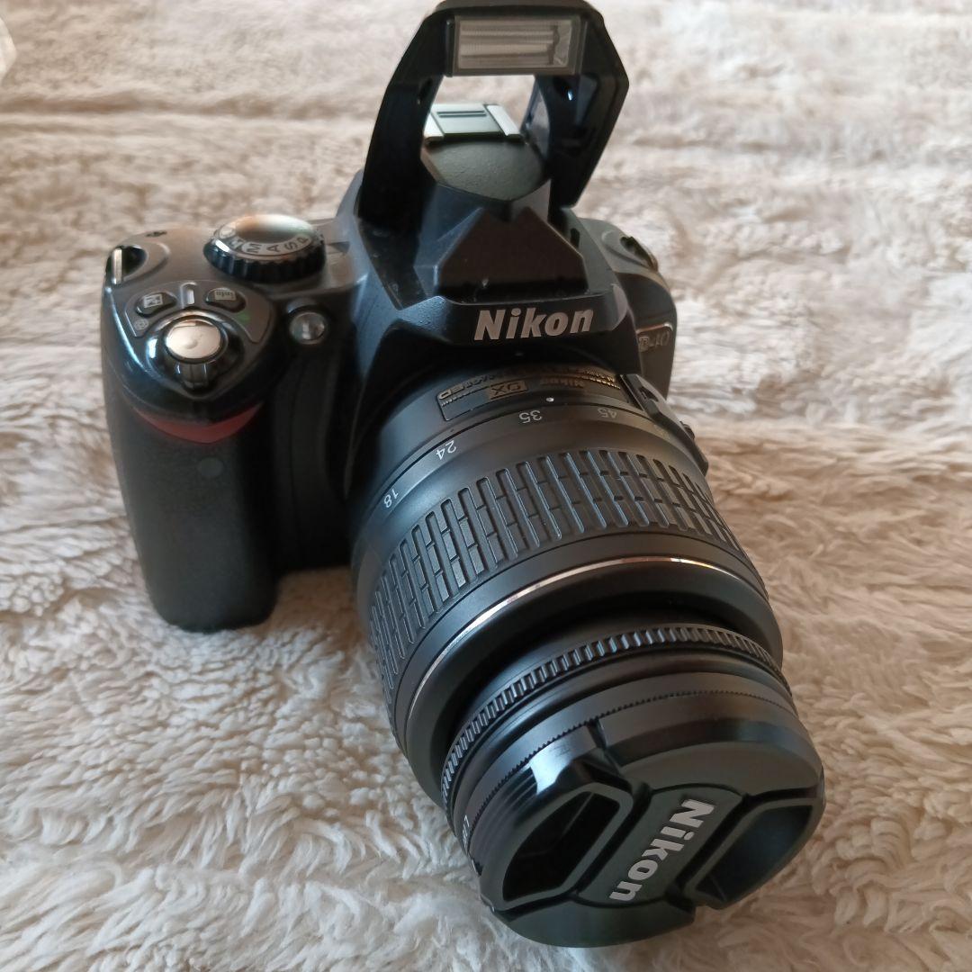 Nikon D40デジタル一眼レフ 18~55ミリ標準ズームセット[極美品]