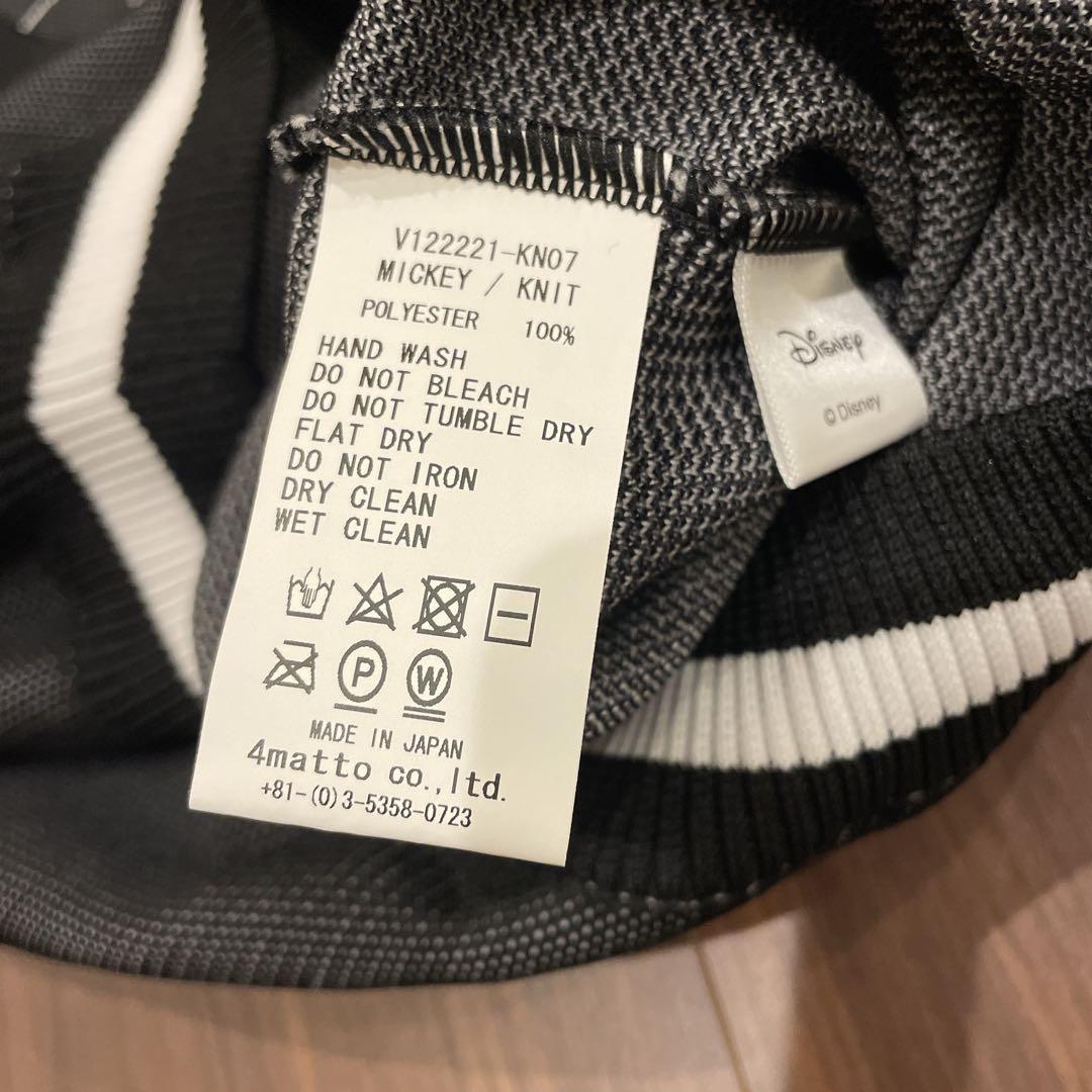 V12 ニット　ディズニー　ミッキー