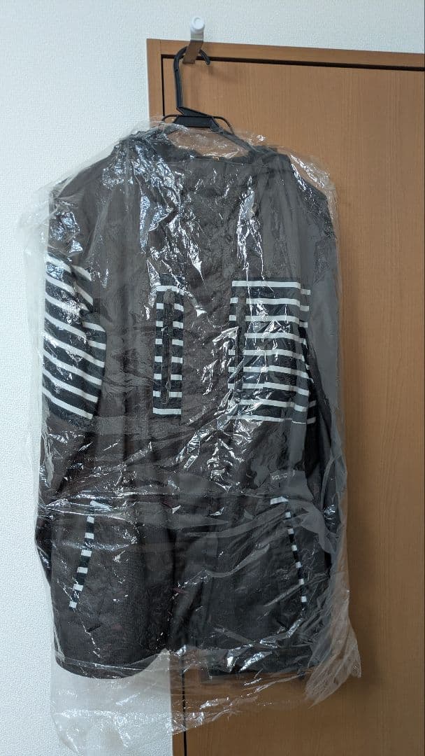 【volcom】half square jacket レギュラーサイズ