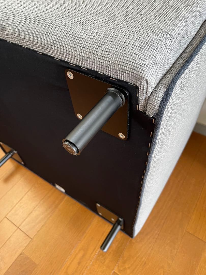 PLUS プラス　S1 アームチェア　19万　シングルソファ　モダン　美品