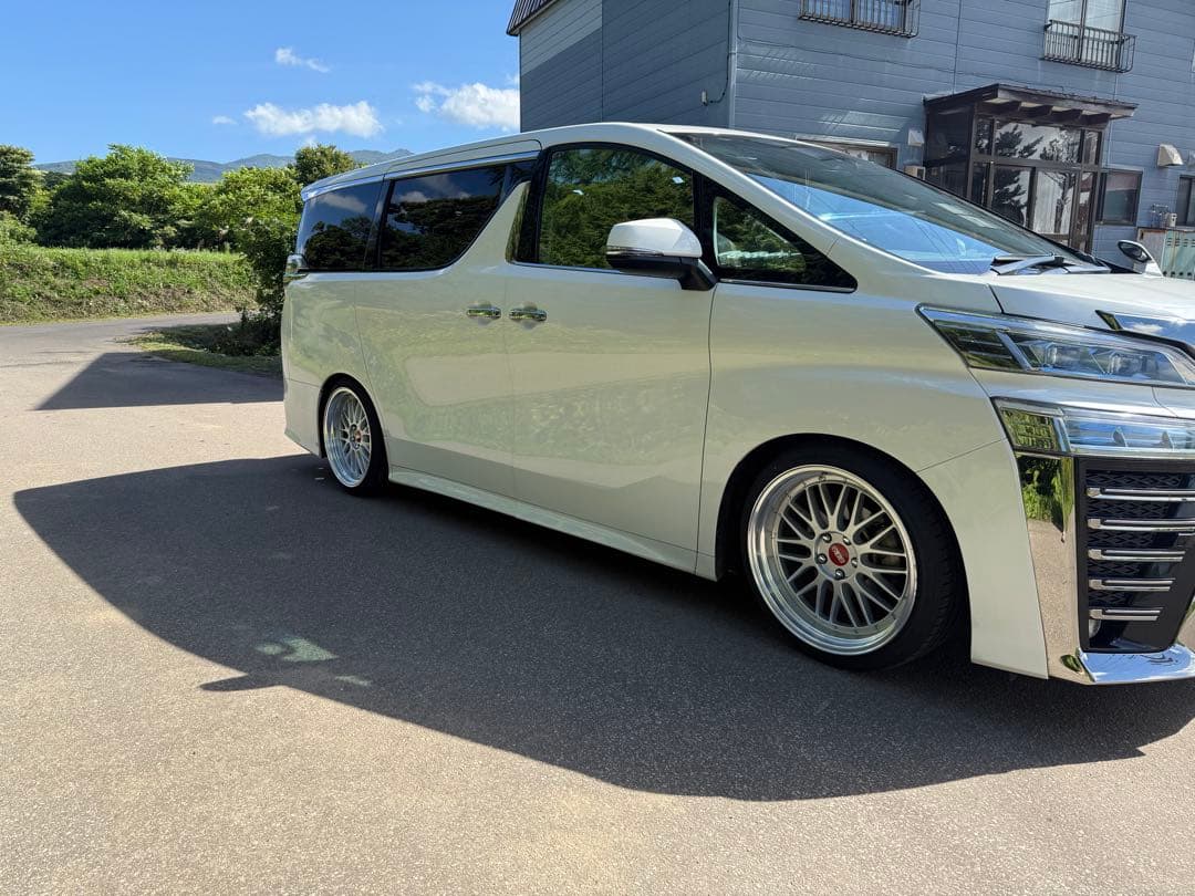 LMタイプ20インチ ホイールセット シルバー