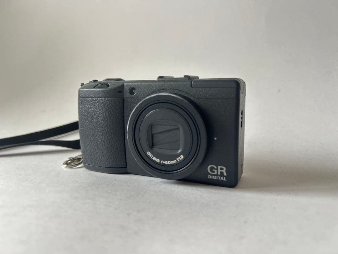 【美品】GR Ⅲ DIGITAL ブラック コンパクトデジタルカメラ
