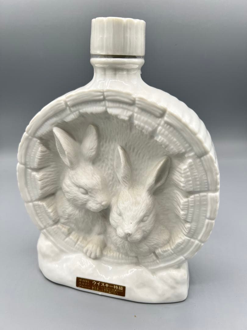 【希少品】三楽オーシャン　ウイスキー　特級　うさぎ　干支ボトル