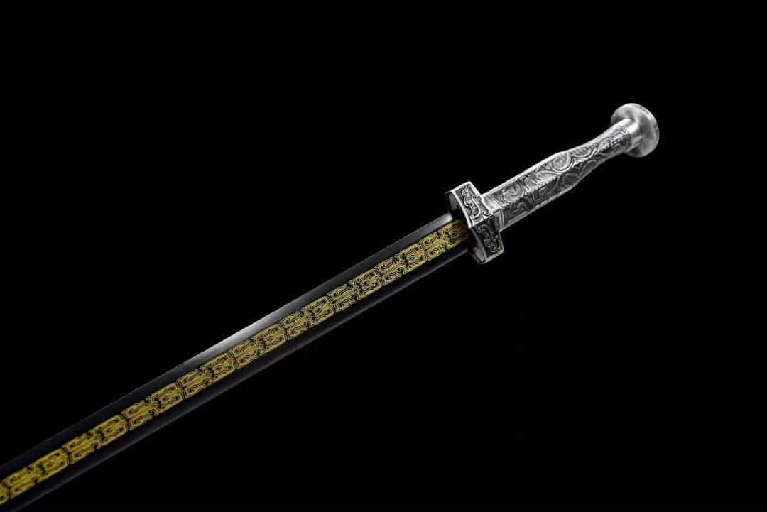 黒金を出す『九淵漢剣』古兵器 武具　刀装具　日本刀　模造刀 居合刀