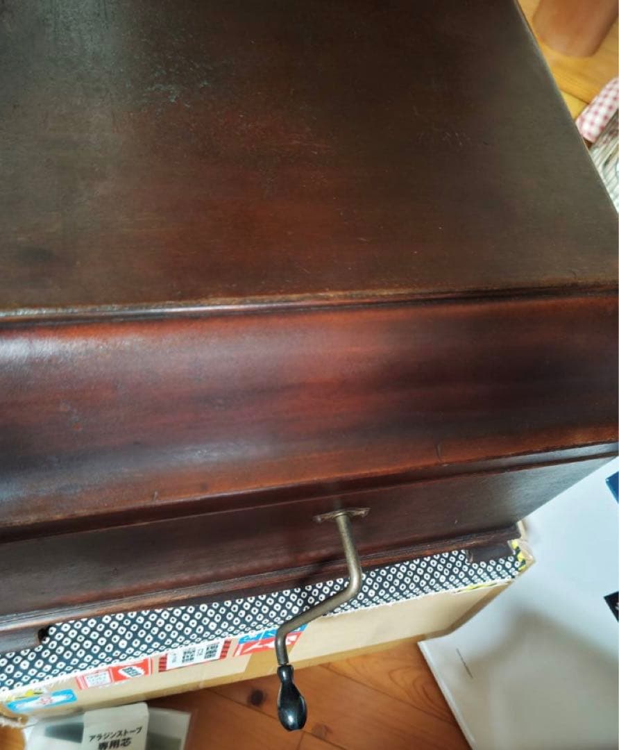 英グラモフォン社正規品のHMVグラモフォン(蓄音器)Model103