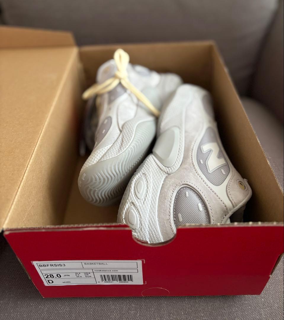 New Balance「Fresh Foam BB v3」28.0cm ワイズD