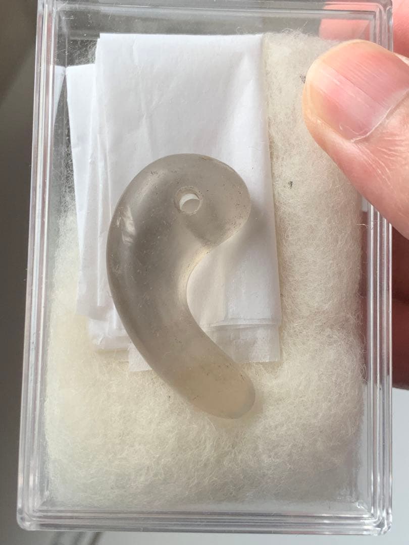 古墳期　出土　本水晶勾玉　水晶　縄文時代　弥生　石器　土器　翡翠勾玉　根付　勾玉