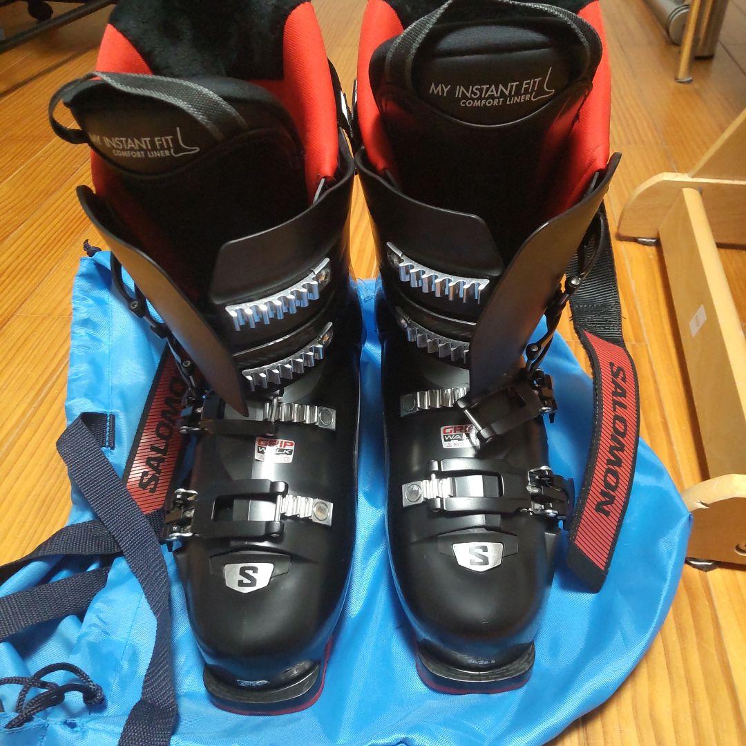 美品。未使用に近い。サロモン　スキーブーツ　正規品。