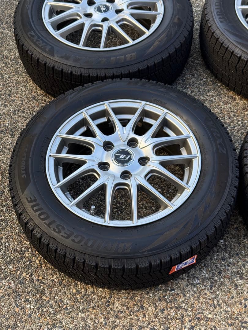 【美品】VRX2 185/65R15スタッドレス4本15×6J PCD114.3