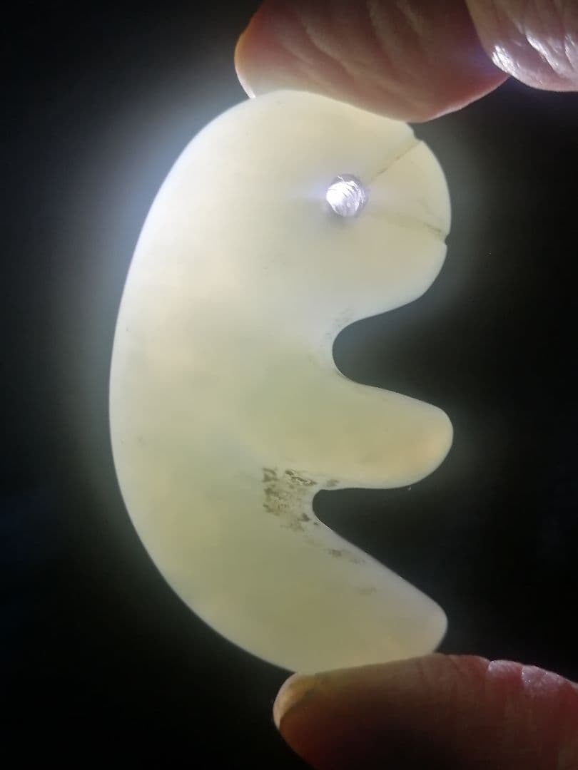 ★古墳期『糸魚川翡翠勾玉』出土品　5.50cm　『超琅玕翡翠』本物。儀式勾玉です