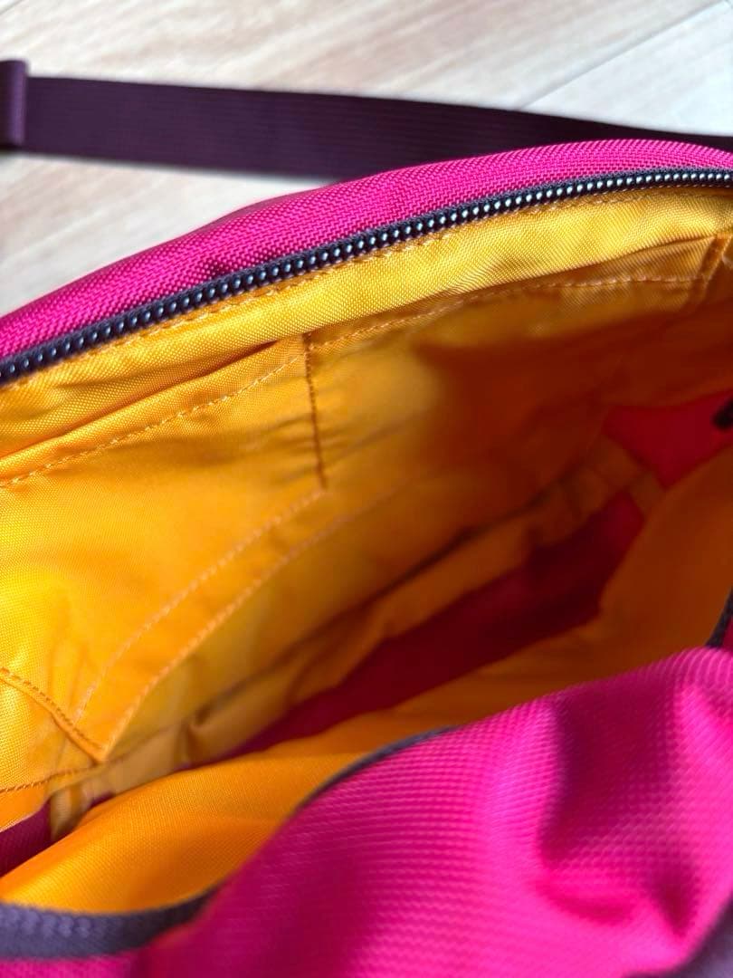 ほぼ未使用⭐︎アークテリクス マカ ショルダーバッグ ピンク ウエストポーチ