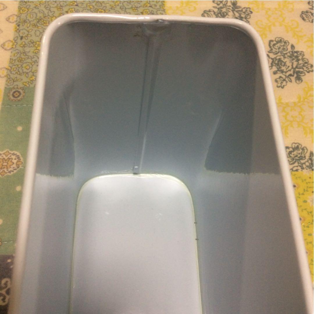 未使用 ドッグフード キャニスター 容器 琺瑯 犬 サプリメント クッキー