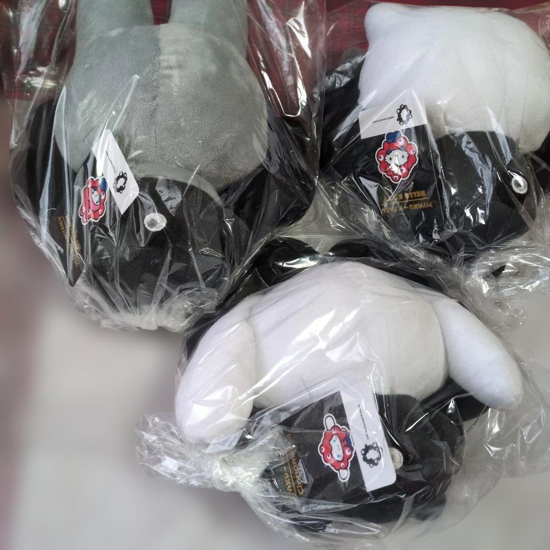 【Мサイズ３体】サンリオミャクミャク なりきりぬいぐるみブラック（マイメロディ)