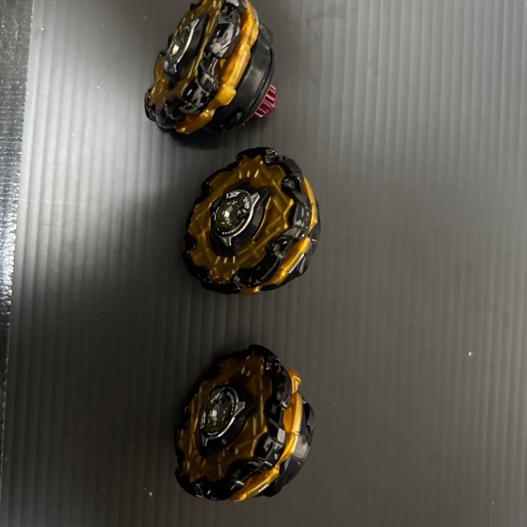 専用商品　ベイブレードx アシストブレードW、エンペラーマイト　コバルトドレイク