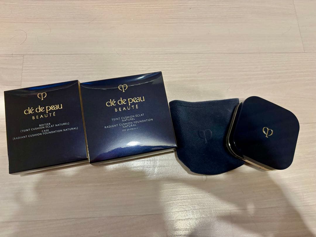 クレ・ド・ポー ボーテ タンクッションエクラ　ナチュレル