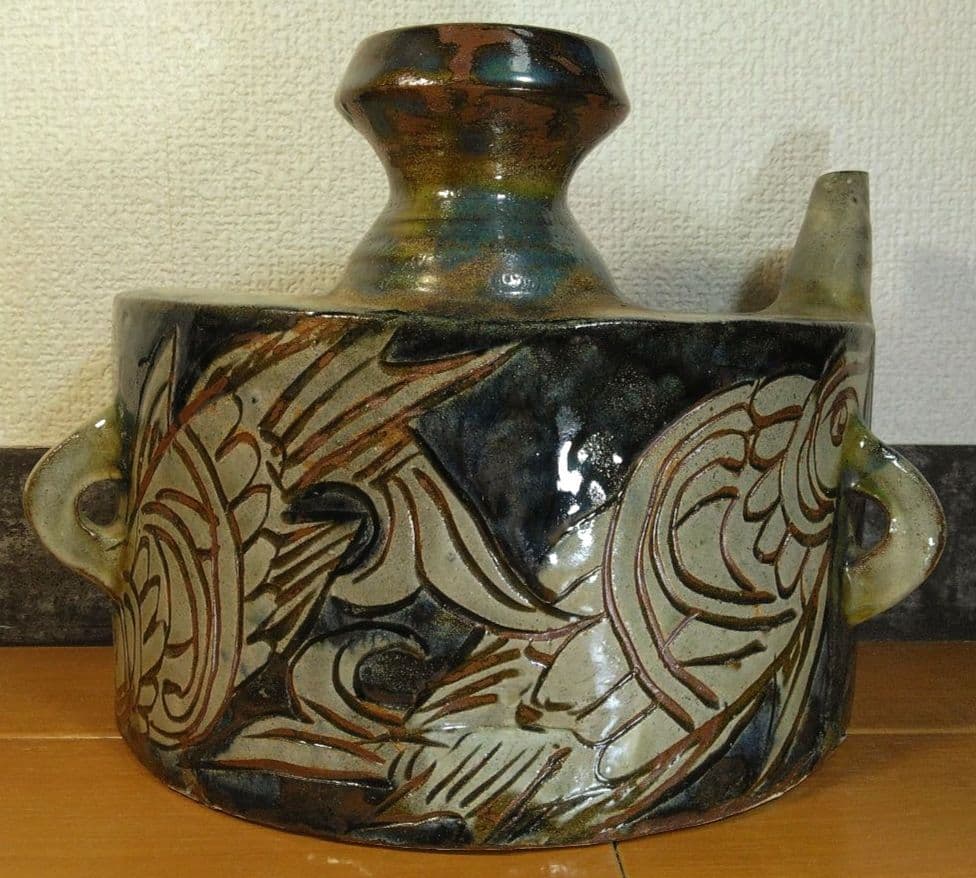 人間国宝 金城次郎 魚紋抱瓶 栞 共箱 美品 壺屋焼 壷屋焼 やちむん 大きい