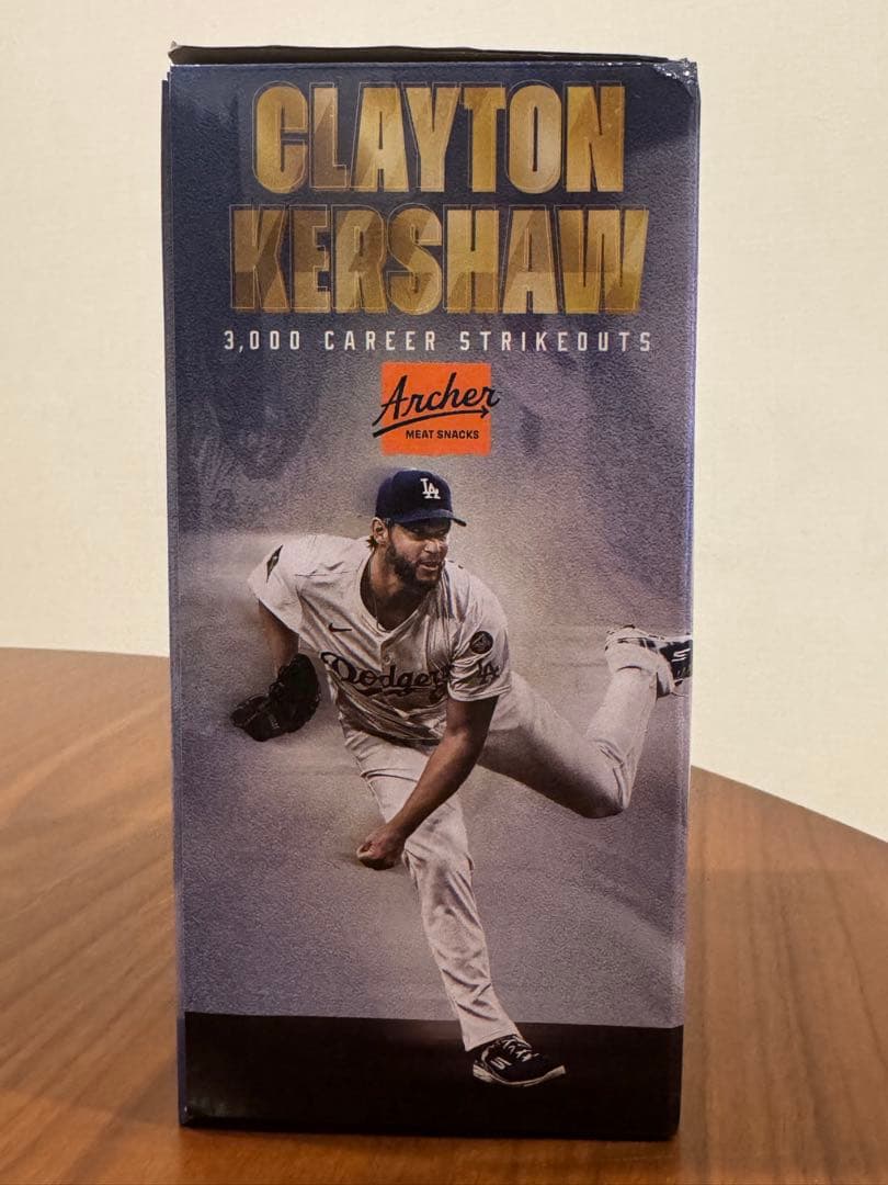 カーショー 3000奪三振 ボブルヘッド➕MVP CAP