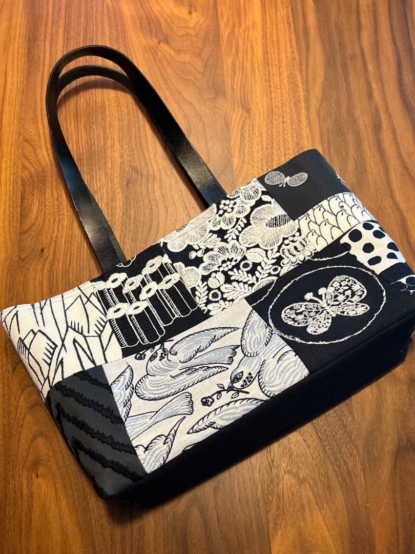 ミナペルホネン パッチワーク・タンバリン　トートバッグ