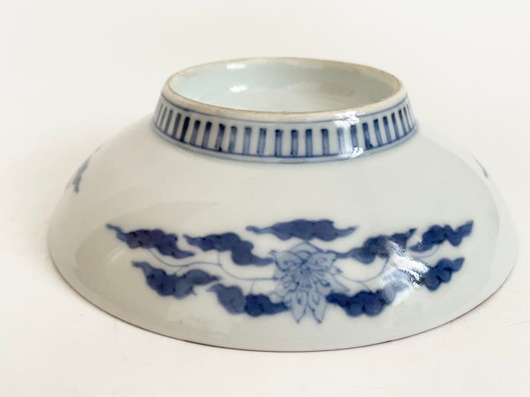 骨董　アンティーク　色絵紫陽花図　五寸皿　色鍋島　平戸　古平戸　ニュウあり