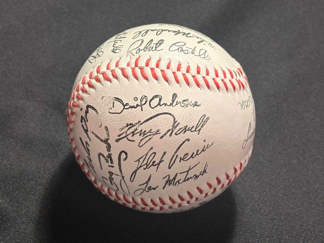 MLB ビンテージ 直筆サインボール 寄せ書き 判別できる方お願いします