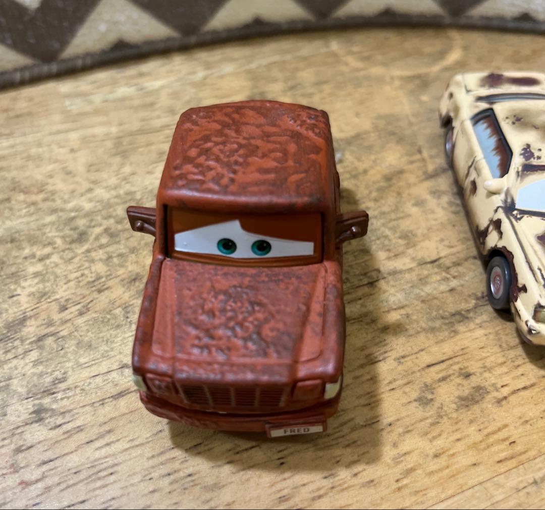 マテル　カーズ　レアなラスティ&ダスティー兄弟と仲間たちの5台セット