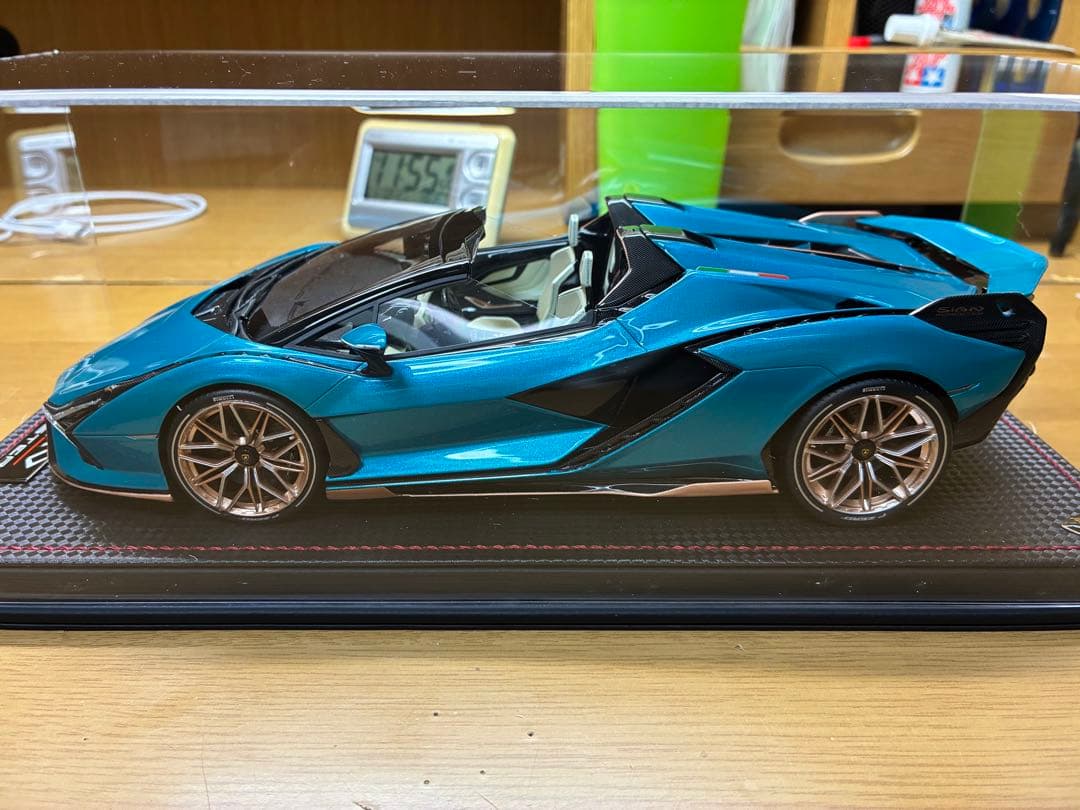 1/18 ランボルギーニ　シアンロードスター