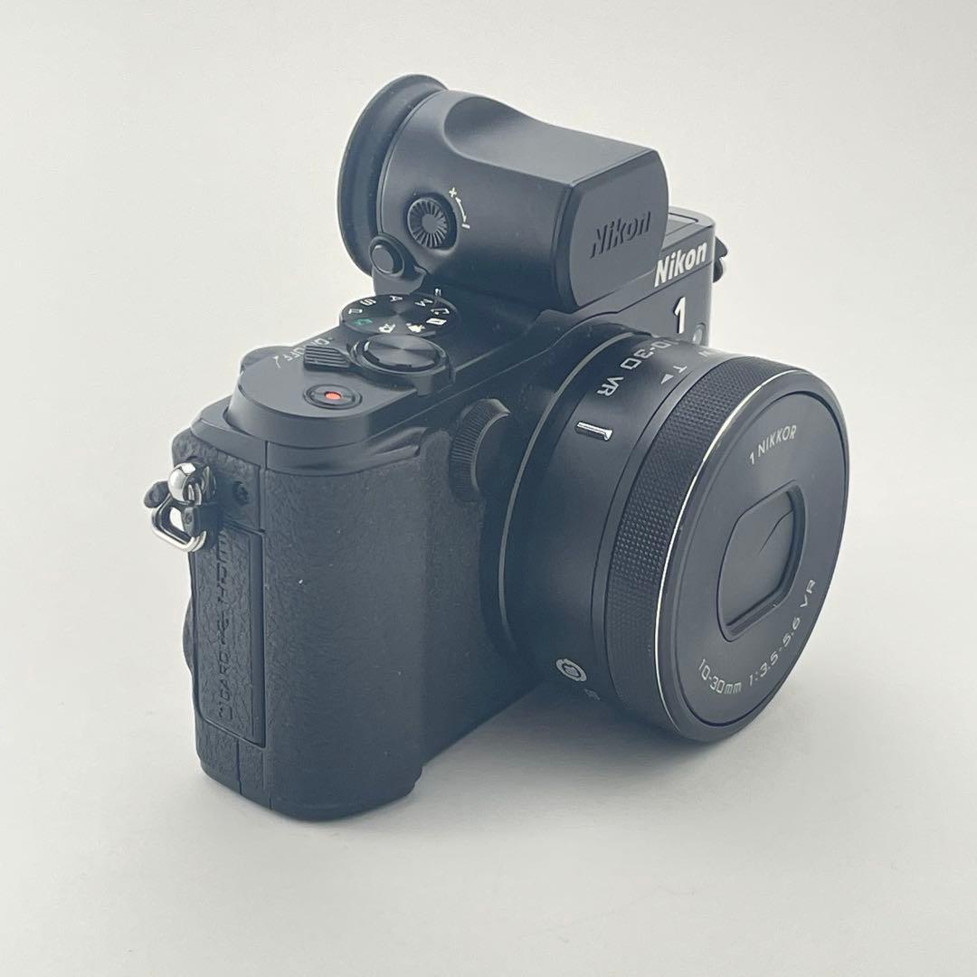 【美品・返品保証】Nikon 1 V3 ブラック 標準レンズキット