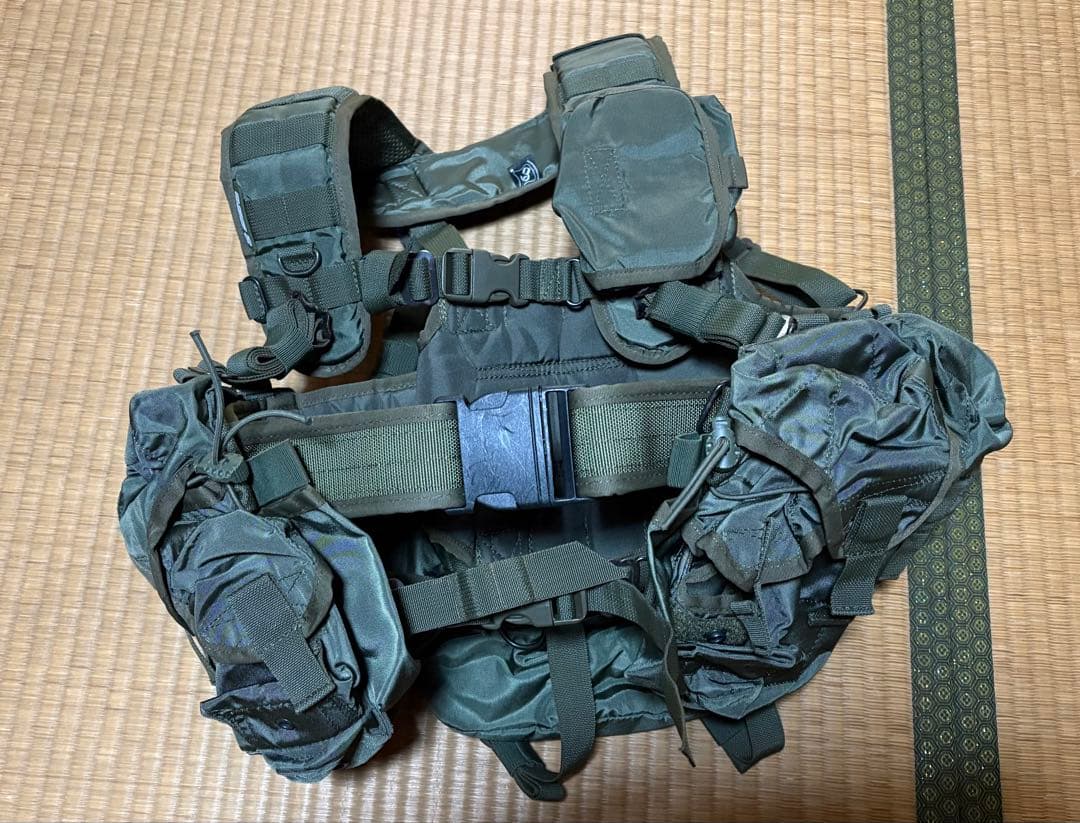 【1日まで値下げ】ロシア軍 AK用スメルシ＋PKアモポーチ