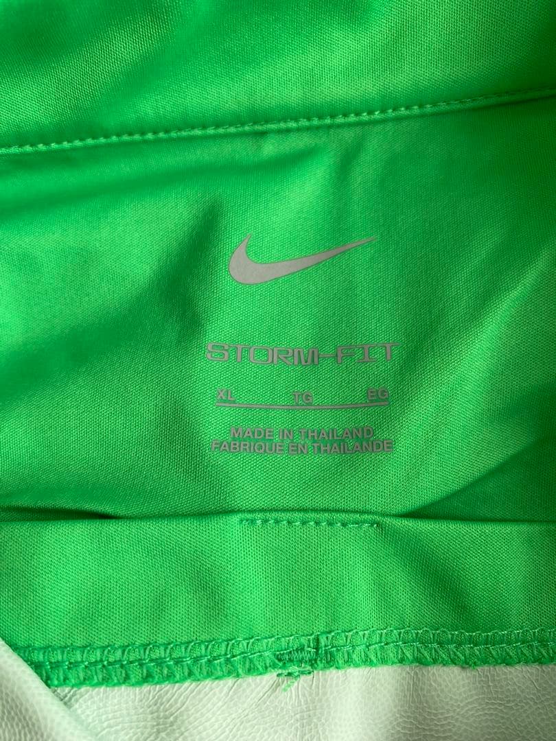 浦和レッズ　支給品練習着　ピステ　ハーフパンツ　おまけインナー付