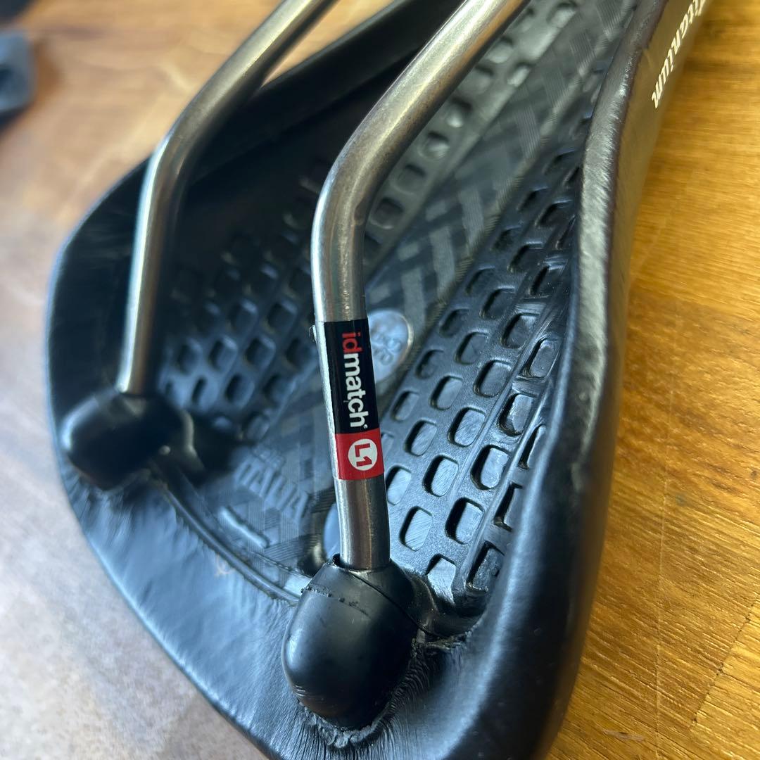 Selle Italia Flite 1990 チタンレール