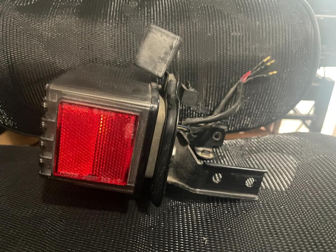 Z750GP 純正テールランプ　ステー付き