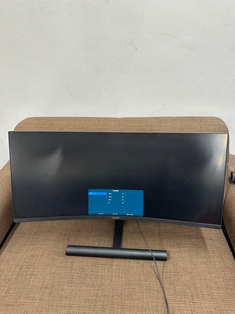 ⑥ HUAWEI ZQE-CAA 湾曲モニター