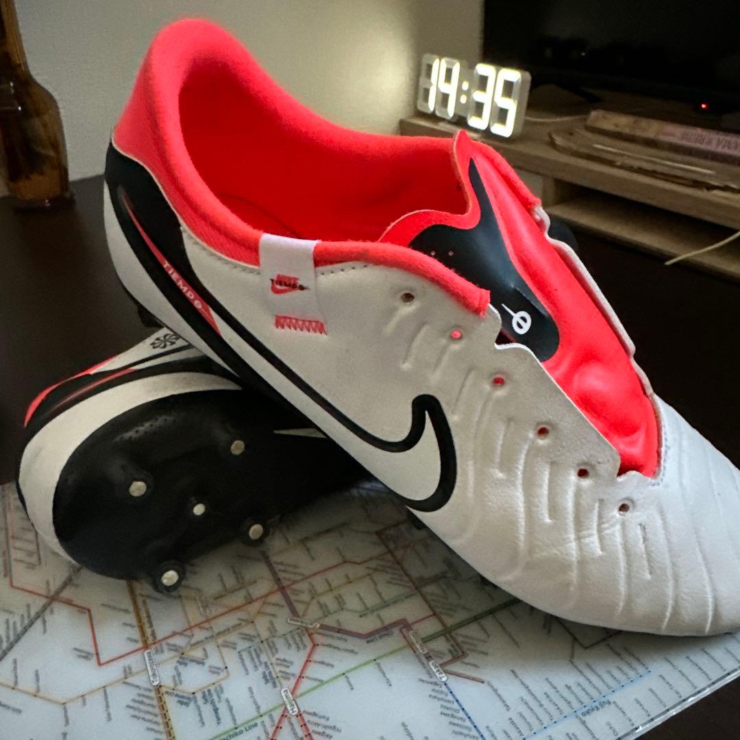 Nike FLYKNIT サッカーシューズ