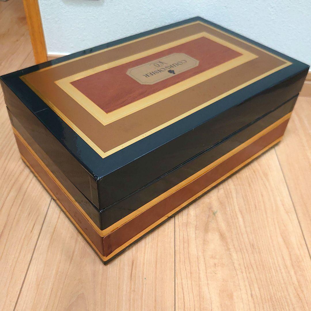 クルボアジェ VOC エクストラ バカラボトル ブランデー【未開栓】替栓・箱付