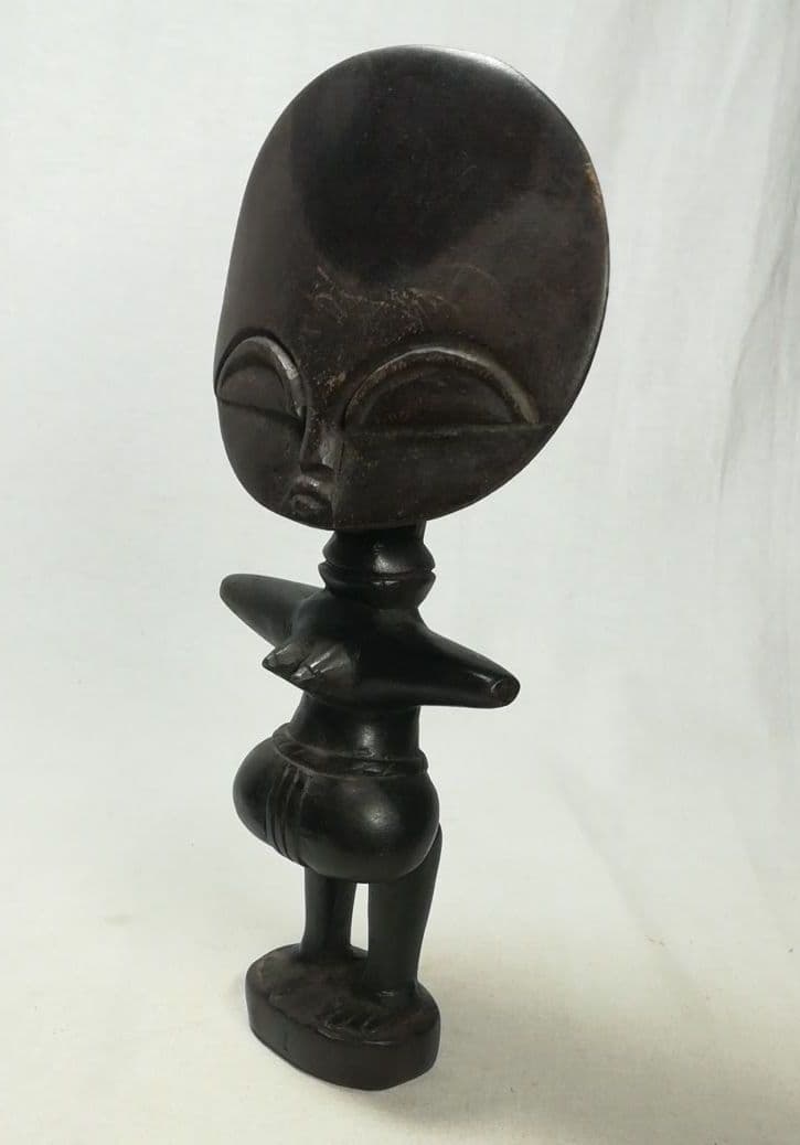 アフリカ　民族　プリミティブアート　木彫　置物　女性