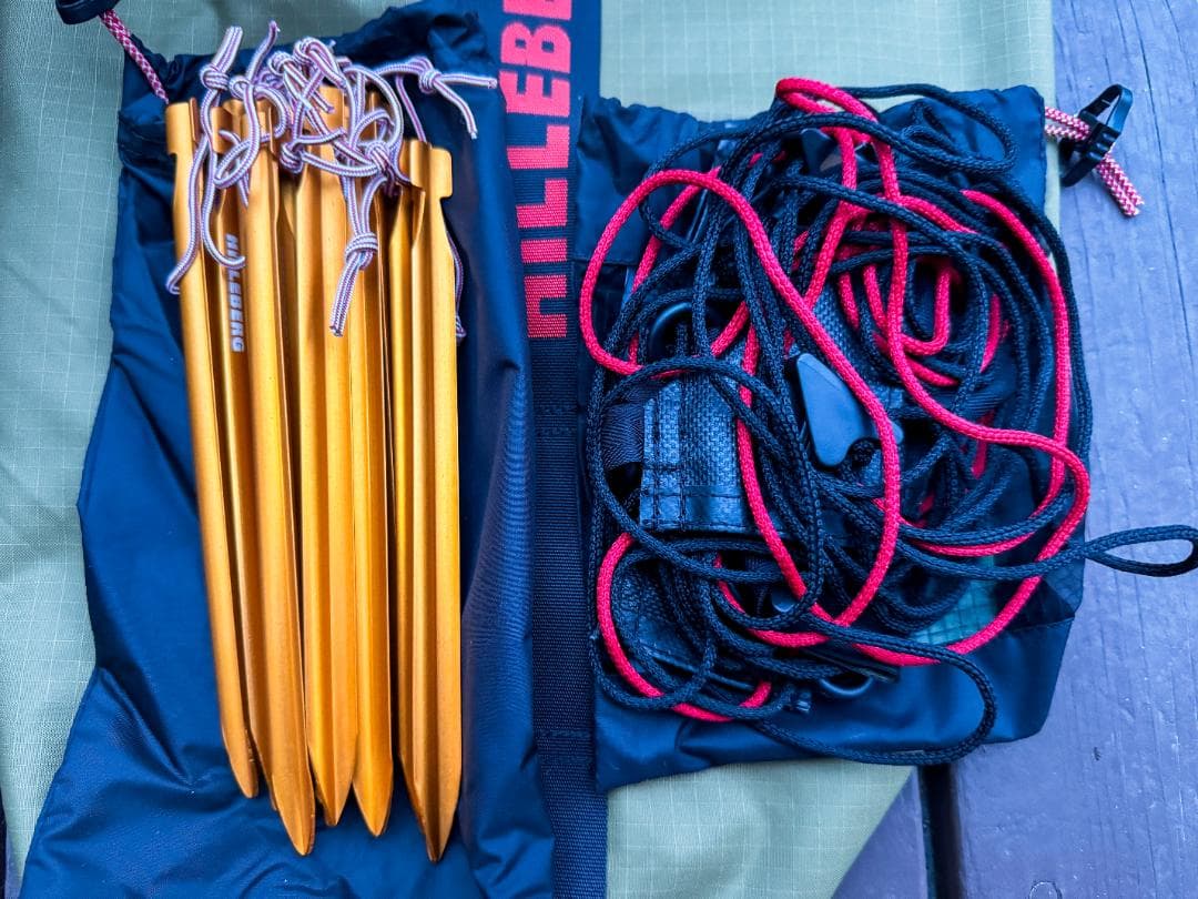 136ヒルバーグ スタイカ サンド フットプリント付き