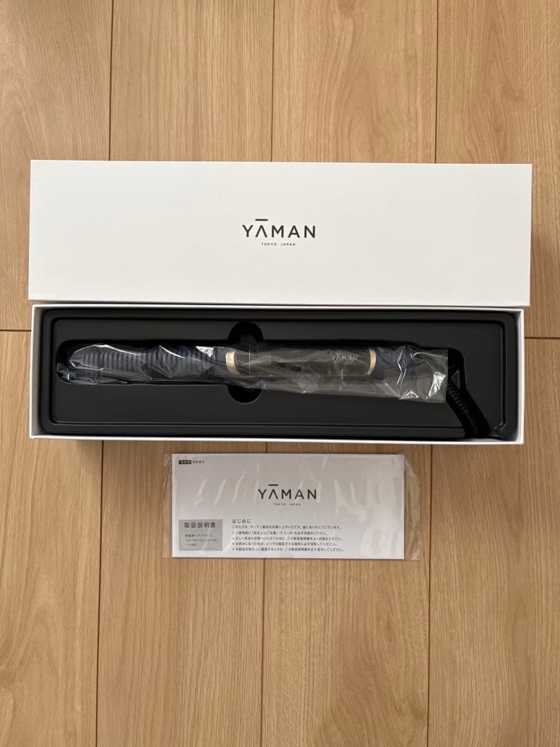 【新品未使用】YAMAN スムースアイロンフォトイオン　ネイビー