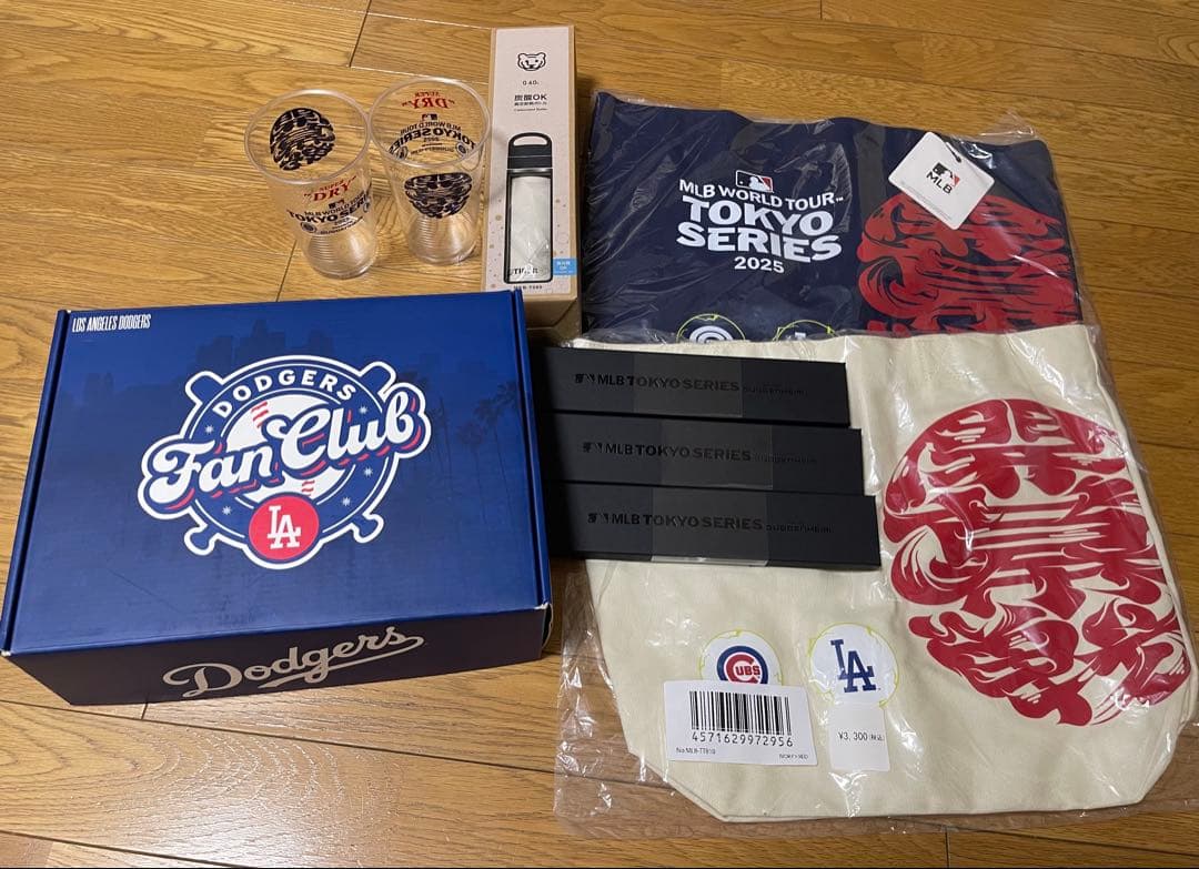 ドジャースファンクラブ記念品セット非売品扇子東京シリーズ大谷翔平選手ユニフォーム