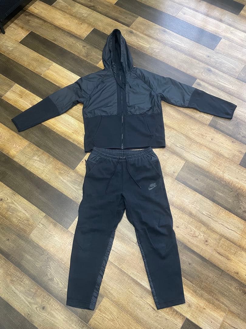 ナイキ 上下セット テックフリース