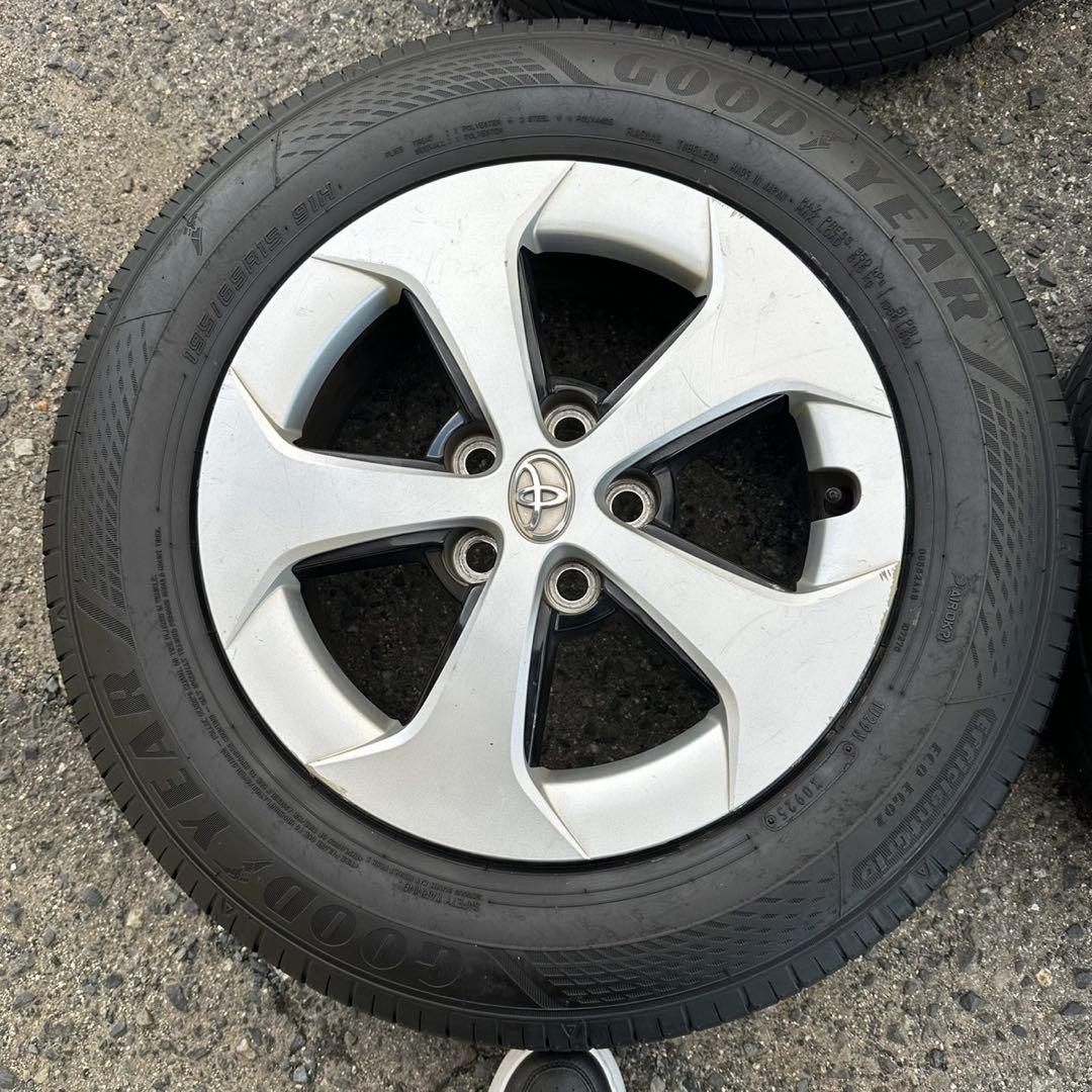 トヨタプリウス30後期純正ホイール 4本サマータイヤ付