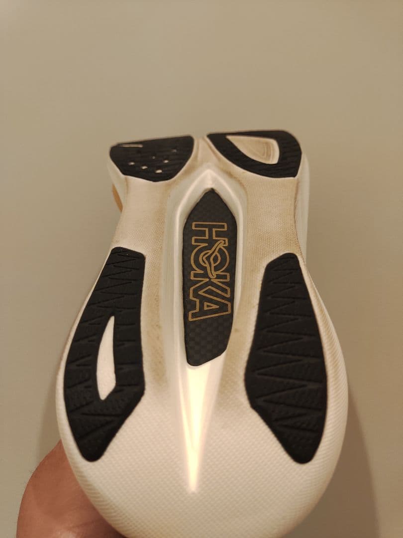 g*y様 【走行10km】HOKA ROCKET X3 虎視眈々パック 25.0