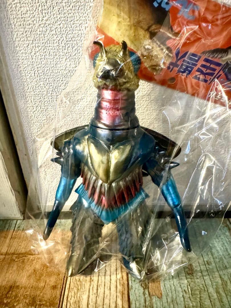 新品 未開封 ベアモデル ソフビ オール怪獣コレクション アリンドウ