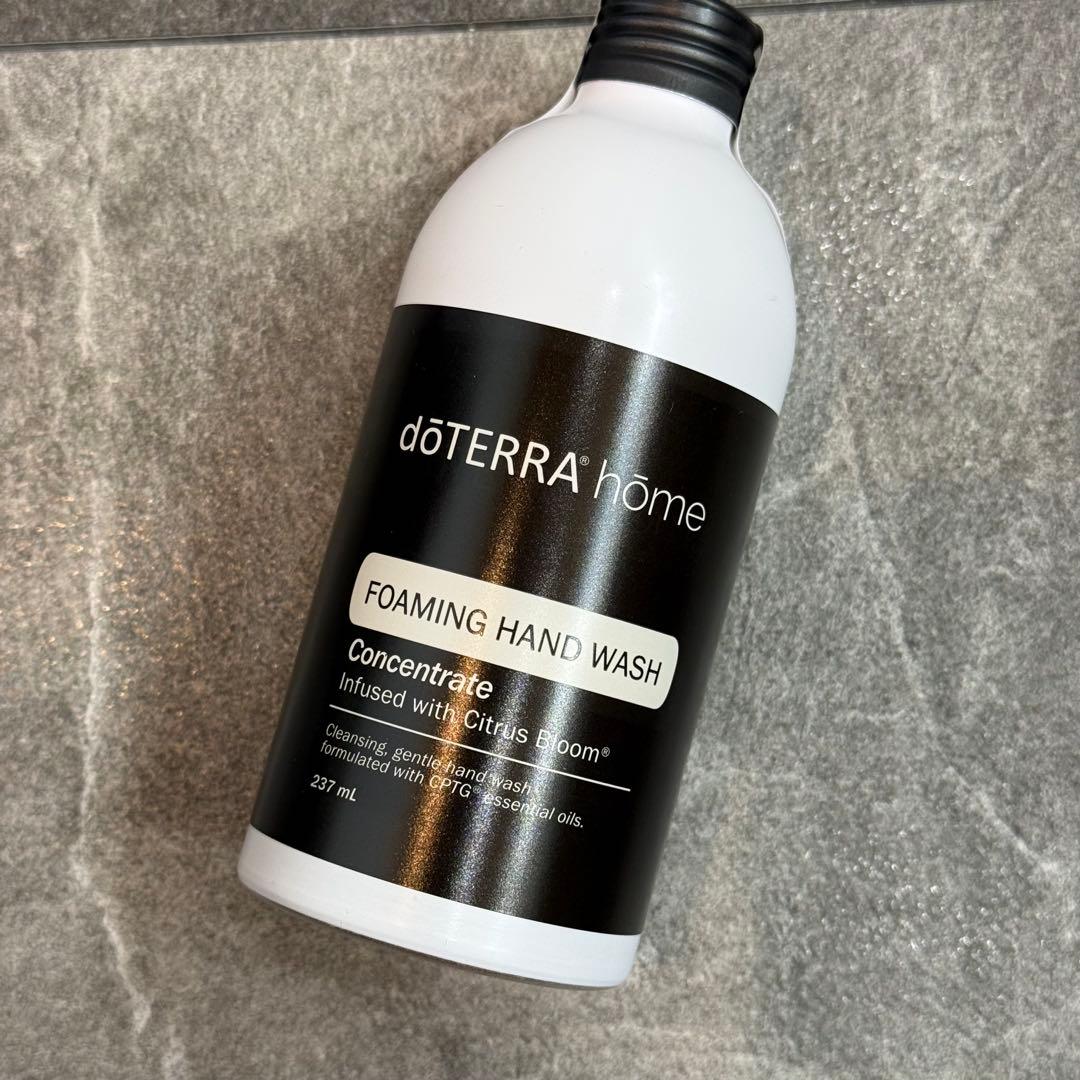 ドテラ doTERRA 正規品 新品未使用 コンベンションキット ドテラホーム