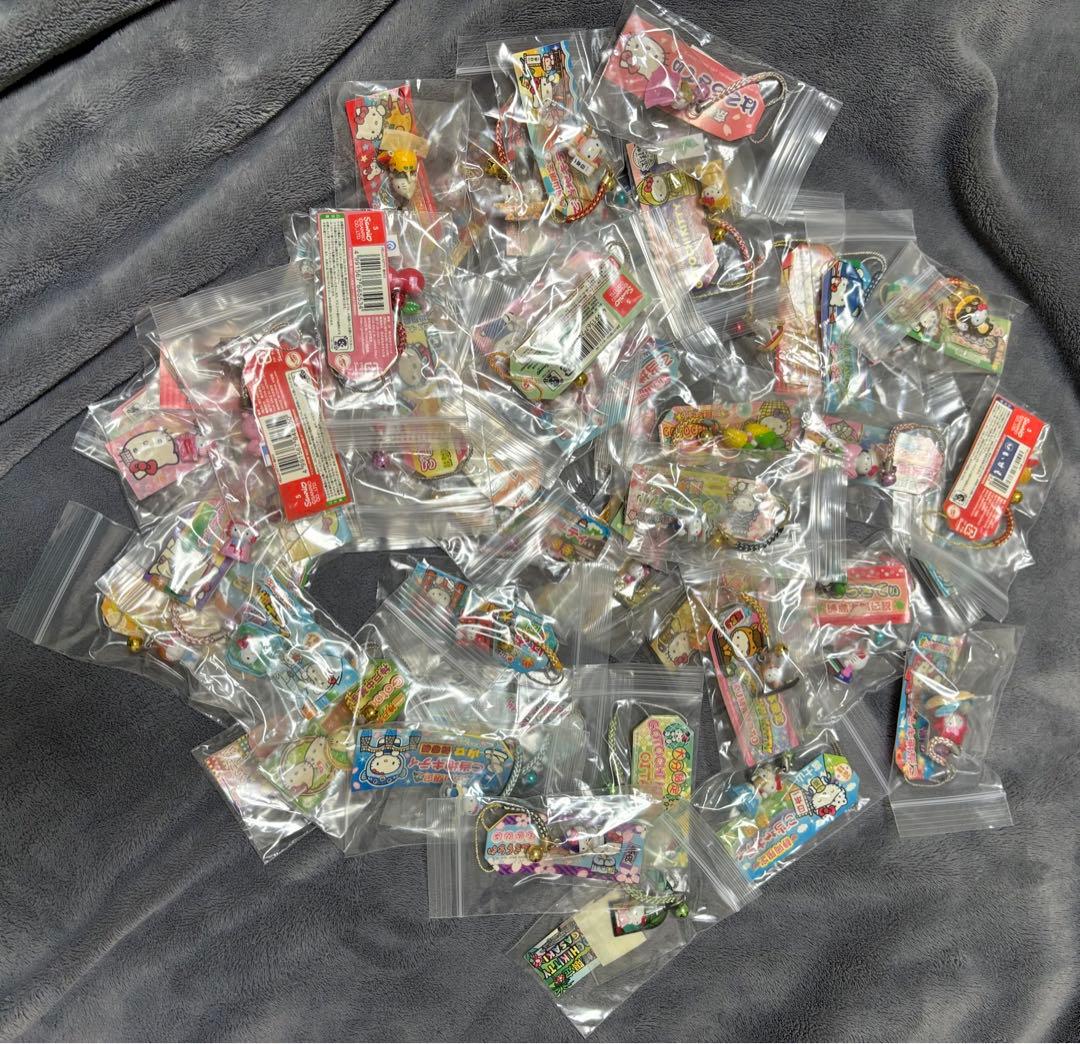 【平成】ご当地キティ　ストラップ❗️