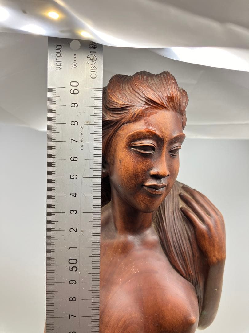 木彫り 木製 女性像 裸婦像 置物 オブジェ　バリ 工芸品　裸体