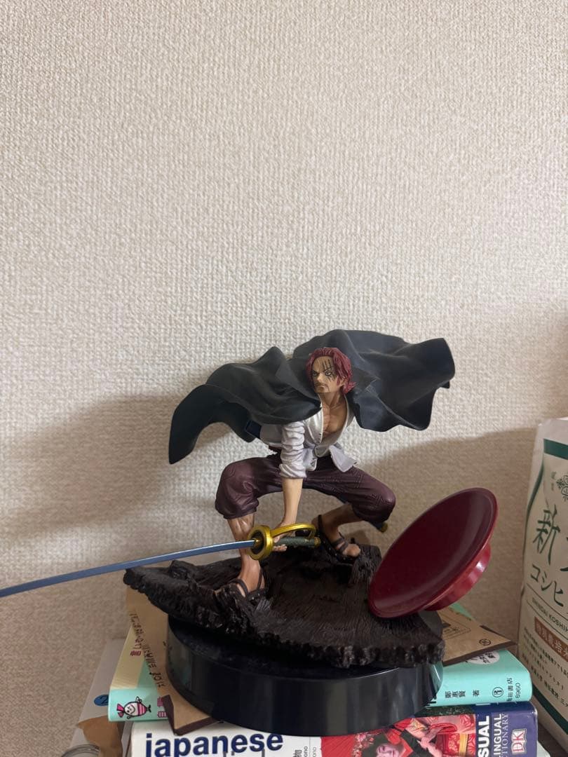 シャンクス PVCフィギュア 戦闘ポーズ